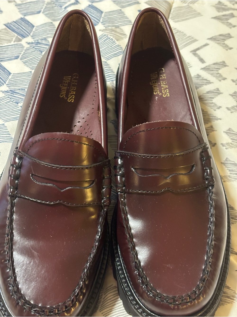 G.H. Bass & Co. Women's Burgundy Penny Loafers - Picture 3 of 8
